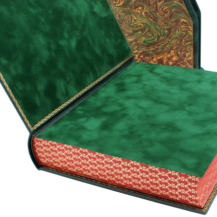 Leather-bound gift book "Gambling House"