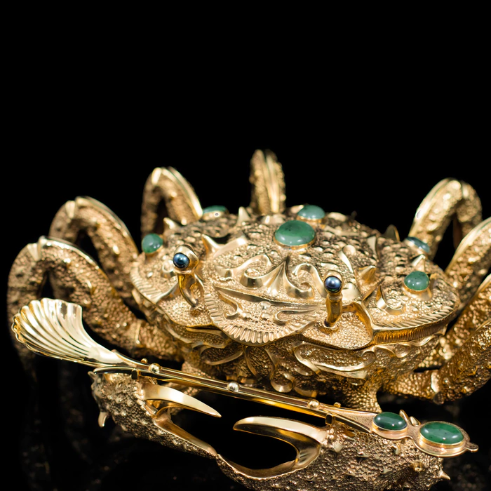Gilded caviar bowl "Golden Crab"