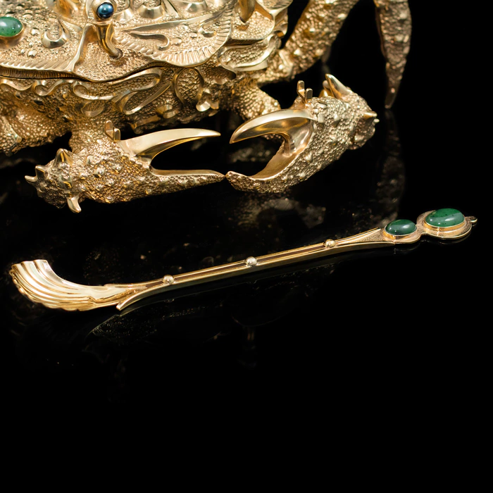 Gilded caviar bowl "Golden Crab"