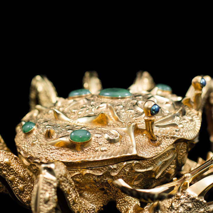 Gilded caviar bowl "Golden Crab"