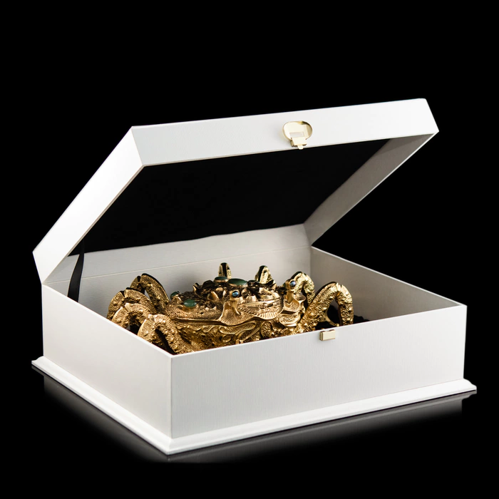Gilded caviar bowl "Golden Crab"