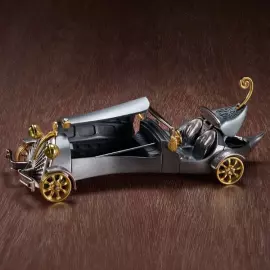 Сувенир из серебра "Автомобиль Шершень"