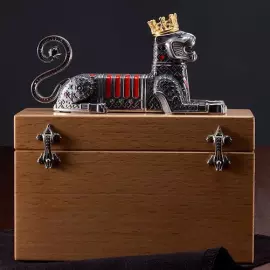 Сувенир из серебра "Тигр"