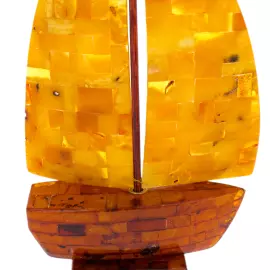 Сувенир из янтаря "Корабль" малый