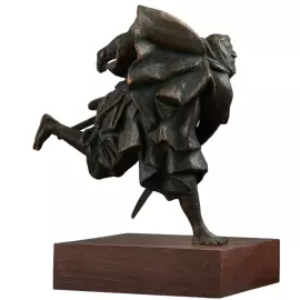 Скульптура из бронзы "Воин 2"