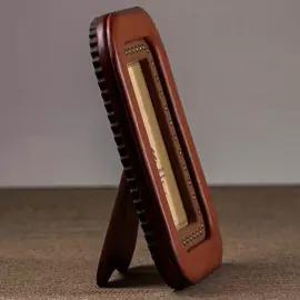 Фоторамка из натуральной кожи "Бунтарь"