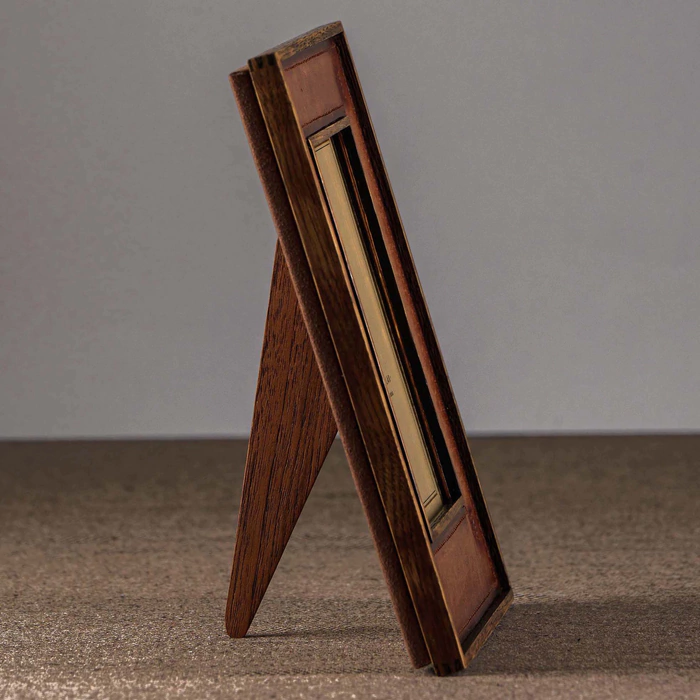 Genuine leather photo frame "Classic" brown