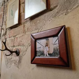 Genuine leather photo frame "Intellectual"