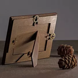 Genuine leather photo frame "Intelligent"