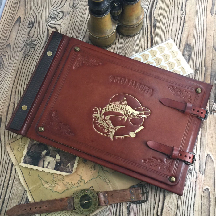 Photo album made of genuine leather "Rybolov"
