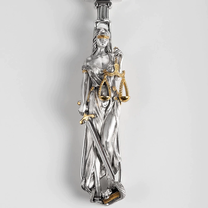 Silver magnifying glass "Themis"