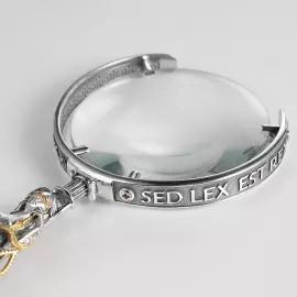 Увеличительное стекло из серебра «Фемида»