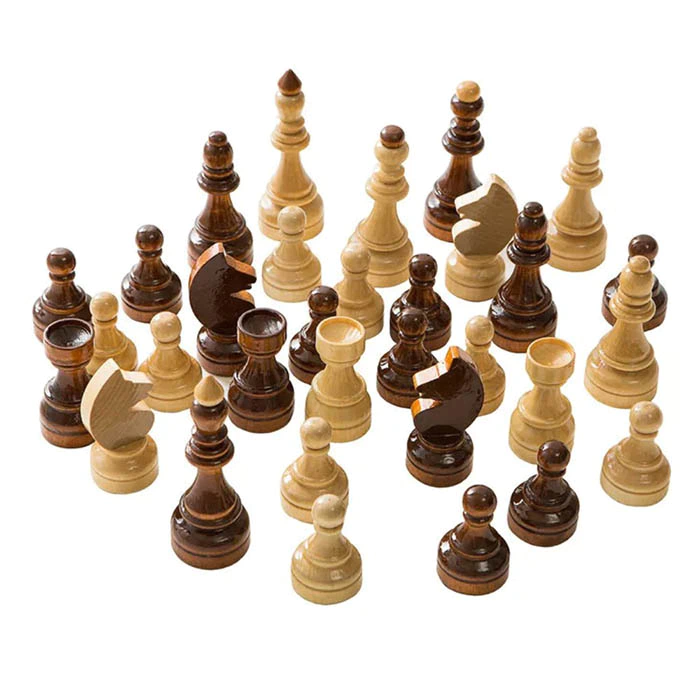Kirov chess pieces