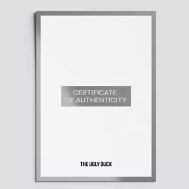 Коллекционная фигура "The Ugly Duck х Chupa Chups" красный