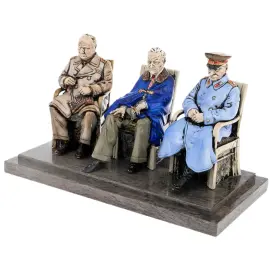 Композиция из фарфора "Ялтинская конференция 1945 года"