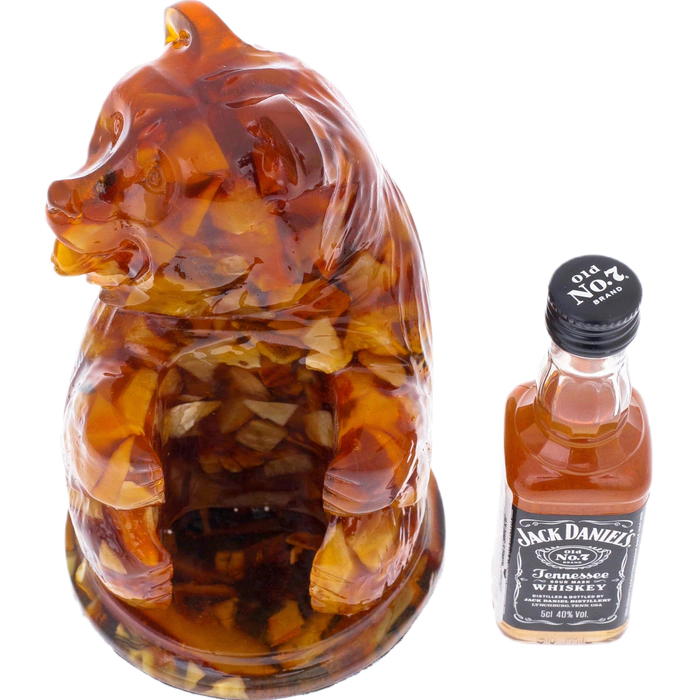 Souvenir of amber "Russian bear"