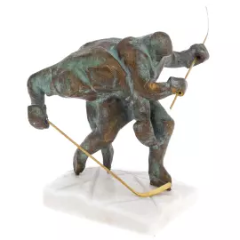 Скульптура из бронзы "Хоккей. Силовые приемы"