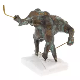 Скульптура из бронзы "Хоккей. Силовые приемы"