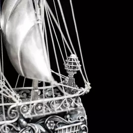 Эксклюзивный корабль из серебра "Легенда морей"