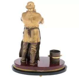 Статуэтка из бронзы "Кузнец" на яшме