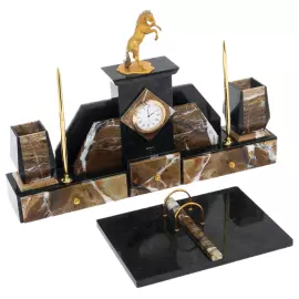 Письменный набор из яшмы "Лошадь" Златоуст