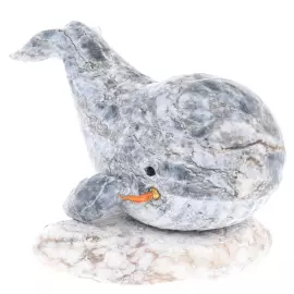 Скульптура из ангидрита "Кит"