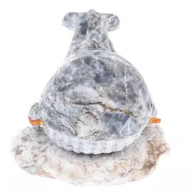 Скульптура из ангидрита "Кит"