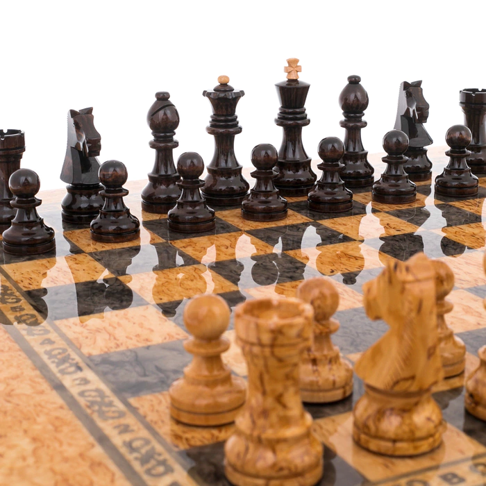 Karelian birch chess set "Classics"