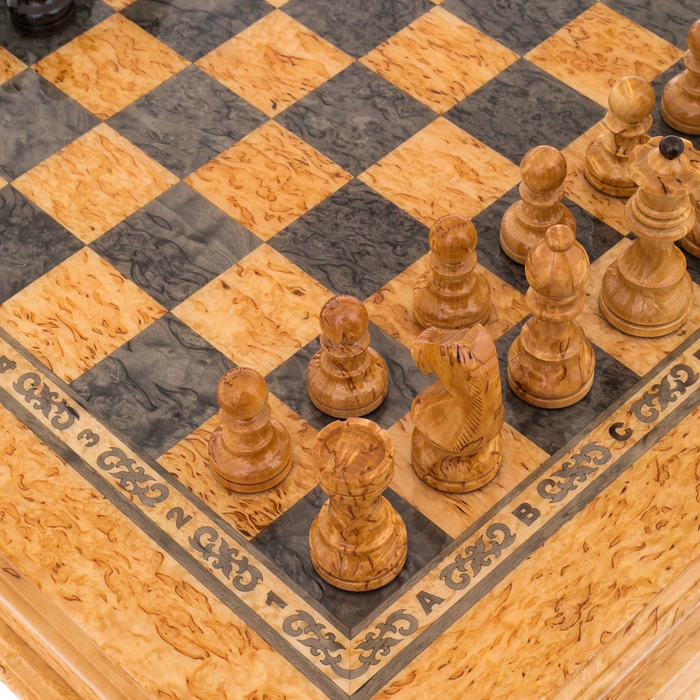 Karelian birch chess set "Classics"