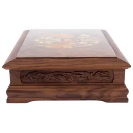 Шкатулка из ореха и янтаря "Россия"