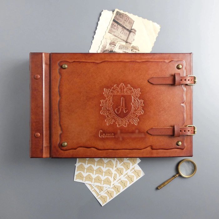 Genuine leather photo album "Family" with coat of arms