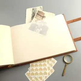 Фотоальбом из натуральной кожи "Семейный" с гербом