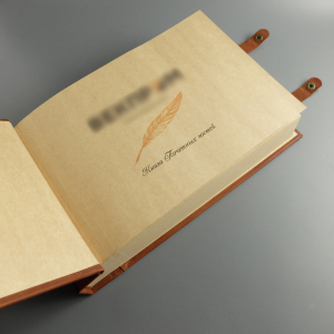 Гостевая книга из натуральной кожи "Корпоративная" с персональным тиснением