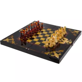 Шахматы из янтаря и мореного дуба "Россия"