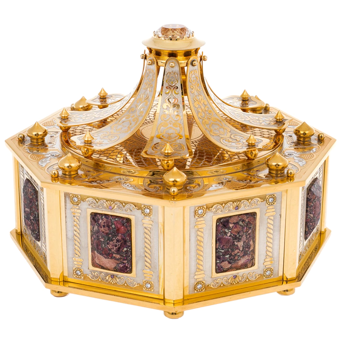 Box with jasper "Tent" Zlatoust