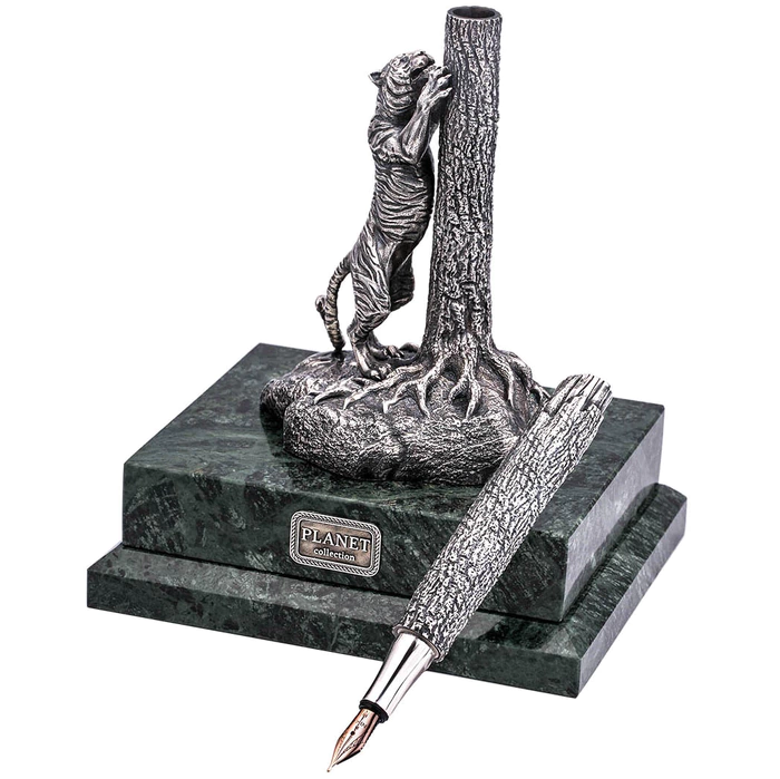 Exclusive interior handle "Tiger. NIKA 4504.0.55.01F"