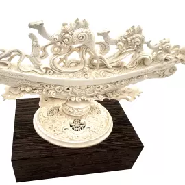 Скульптура из бивня мамонта "Великий Шелковый Путь"