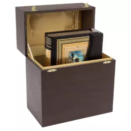 Книга в окладе "Мысли мудрых людей" на подставке, Златоуст