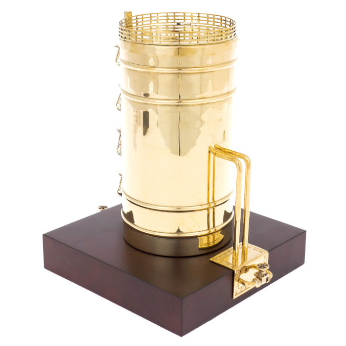 Packaging for alcohol "Oil barrel"