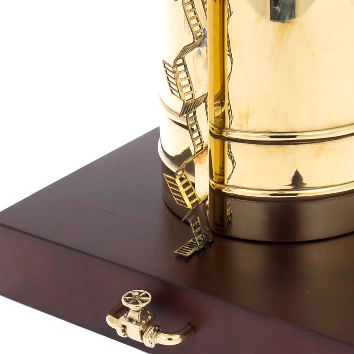 Packaging for alcohol "Oil barrel"