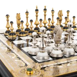 Шахматы из мрамора, нефрита "Баталия" с позолотой, Златоуст