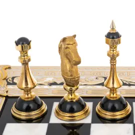 Шахматы из мрамора, нефрита "Баталия" с позолотой, Златоуст
