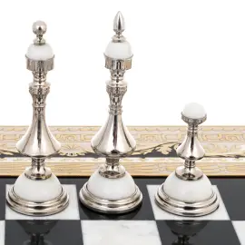 Шахматы из мрамора, нефрита "Баталия" с позолотой, Златоуст