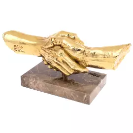 Скульптура из полистоуна и мрамора "Сотрудничество" (Commitment) с позолотой