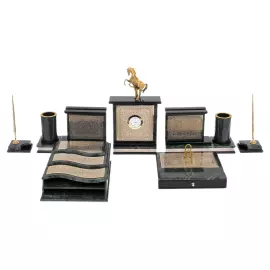 Настольный набор из змеевика и долерита "Лошадь" Златоуст