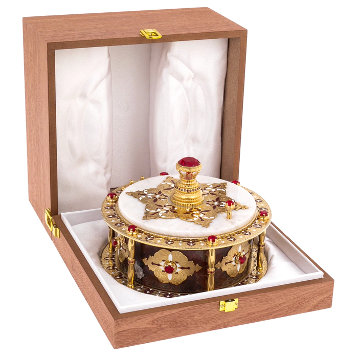 Jewelry box made of jasper and quartz "Ruby" Zlatoust