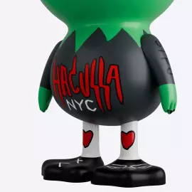 Коллекционная фигура "TUD x Harif Guzman" M