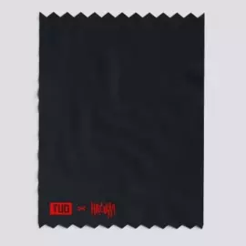 Коллекционная фигура "TUD x Harif Guzman" M