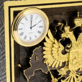 Панно из мореного дуба "Герб России" с часами и позолотой