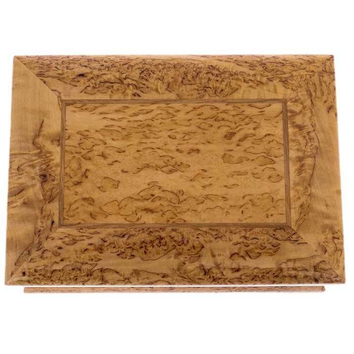 Jewelry box made of Karelian birch "Standard"